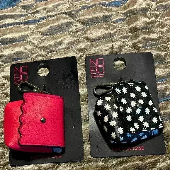 Apple Ear Bud Case - Picture 1 of 8